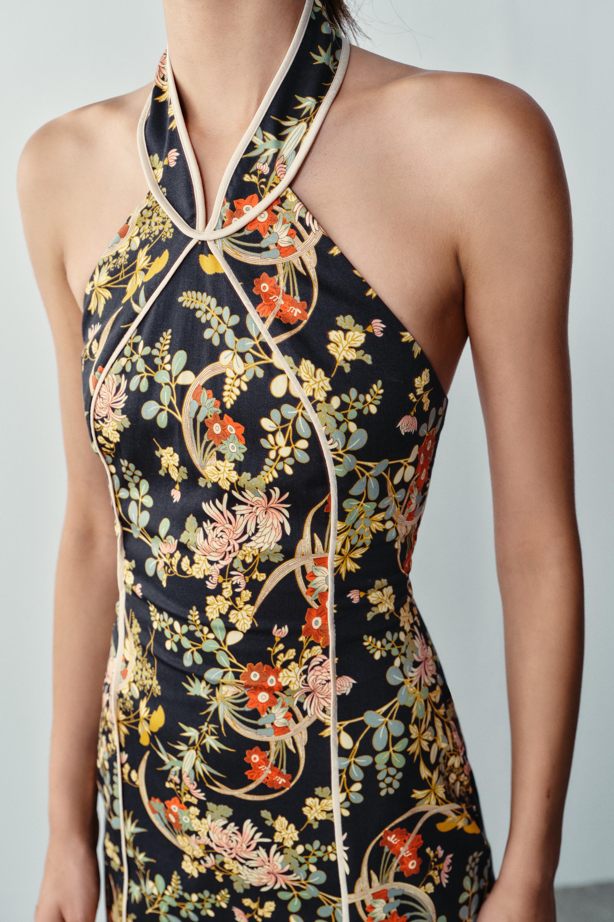 PRINTED HALTER DRESS